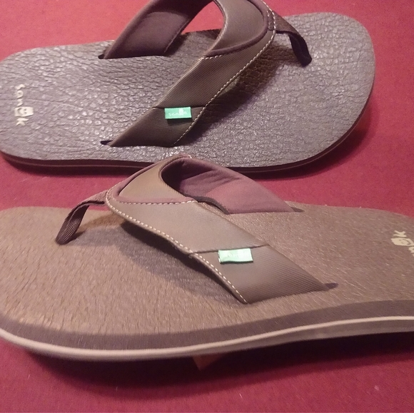Sanuk Beer Cozy Flip Flops • Mens 11 • Brown - Picture 6 of 6
